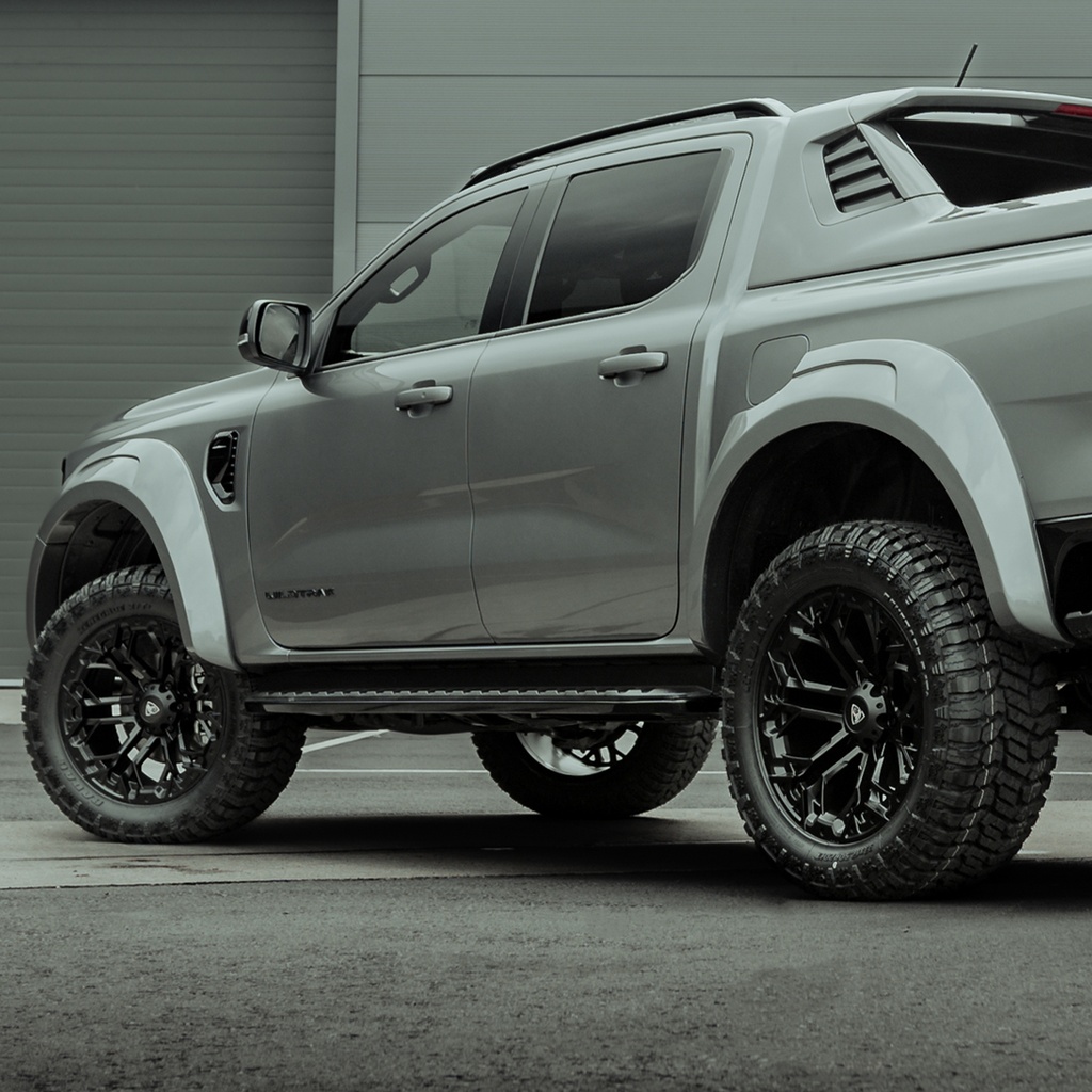 Ford Ranger 20" Predator Scorpion black alloy wheel