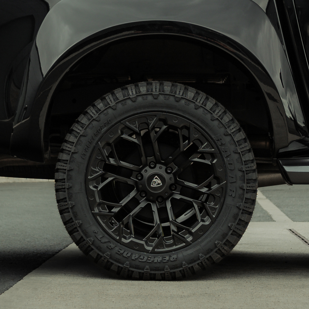 Isuzu D-Max 20" Predator Scorpion alloy wheel - Matt Black