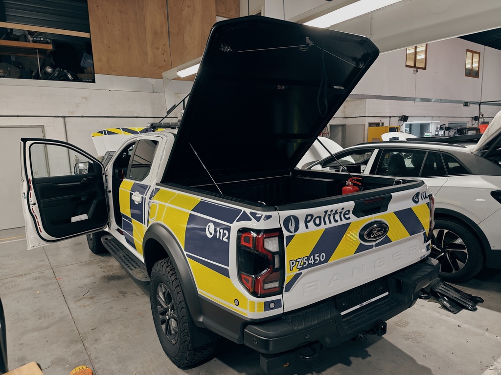 Ford Ranger/Raptor 2023+ aludeck tonneau cover zwart