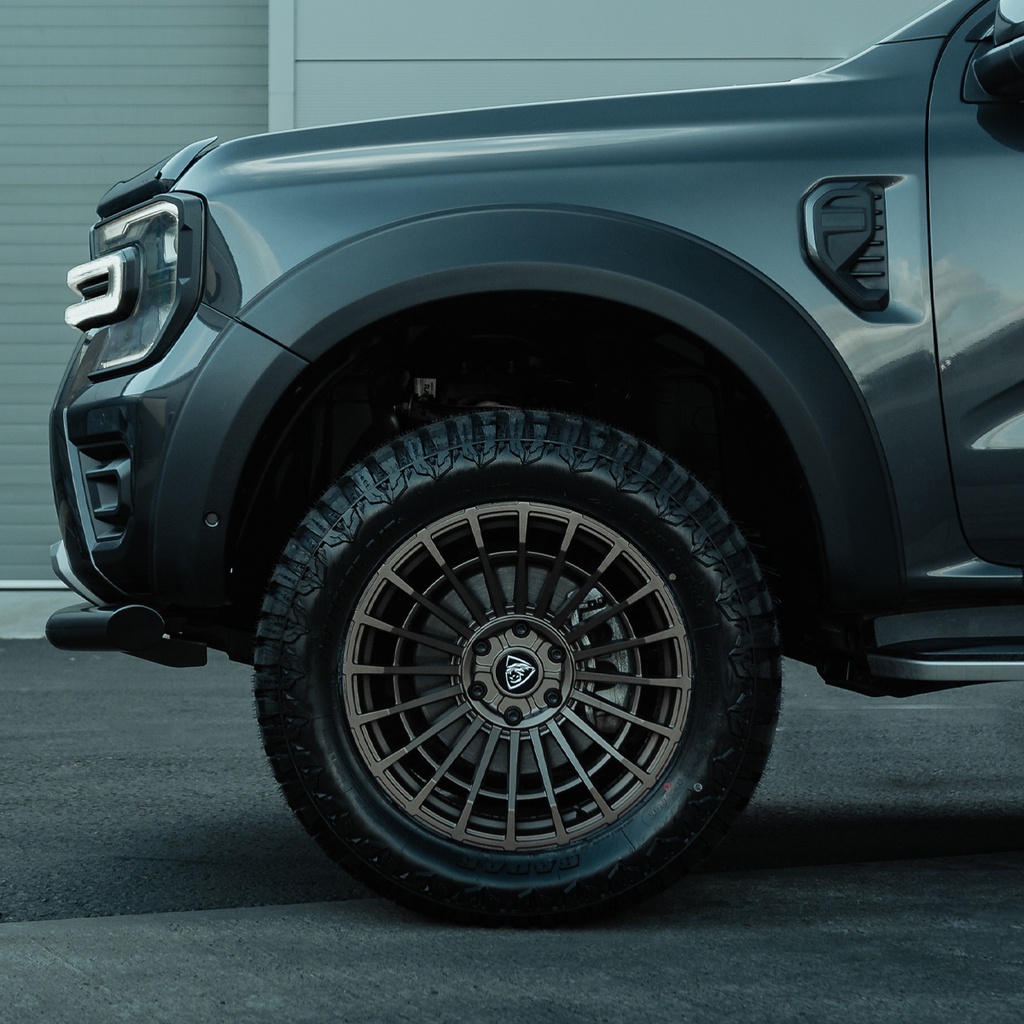 Ford Ranger 2023- Dynamic wheel arches in matt black