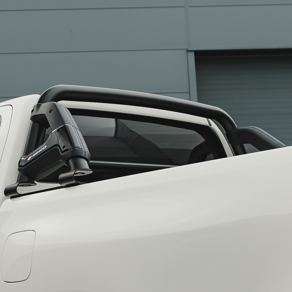 76 mm black powder coated sports roll bar with ABS side accents
