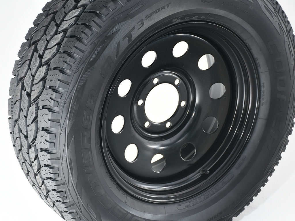 Toyota Hilux 2021- 18 INCH steel wheels - black modular - wide off set