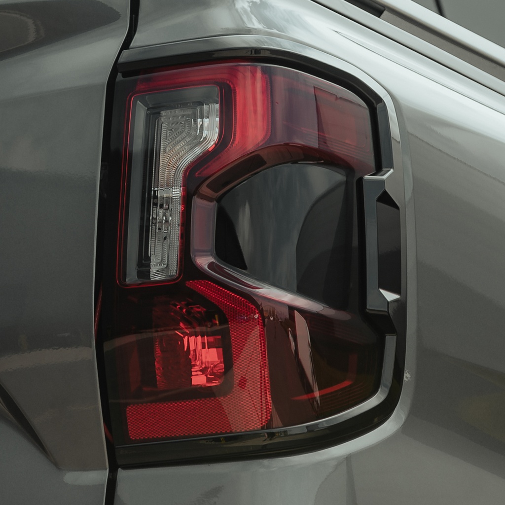 Ford Raptor 2023- Predator tail light covers