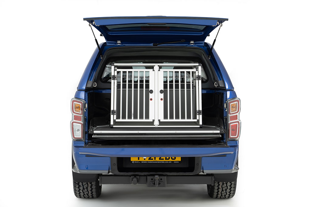Lightweight dog box with twin doors: L92CM W103CM H85CM