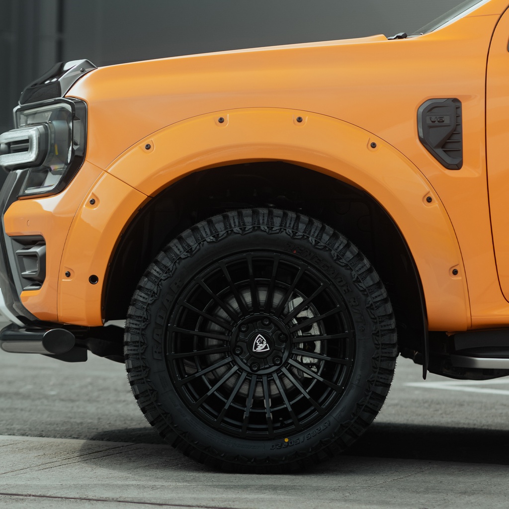 Ford Ranger 2023- Predator Sport wheel arches - black rivets