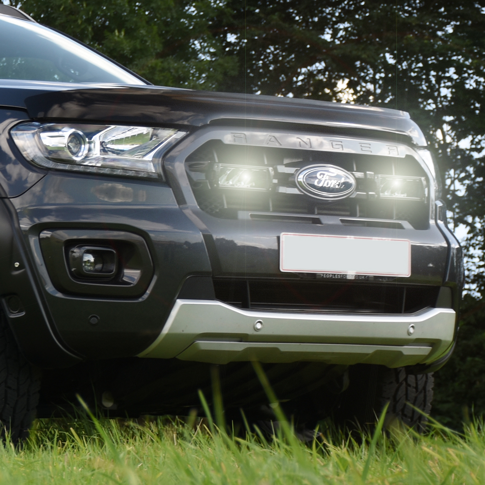 Ford Ranger 2019- Lazer lamps LED Triple-R 4 Standard grille kit