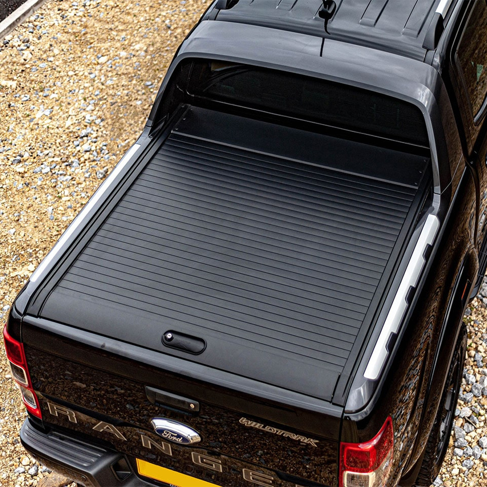 Mountain Top - Roller shutter black (for Wildtrak model only)