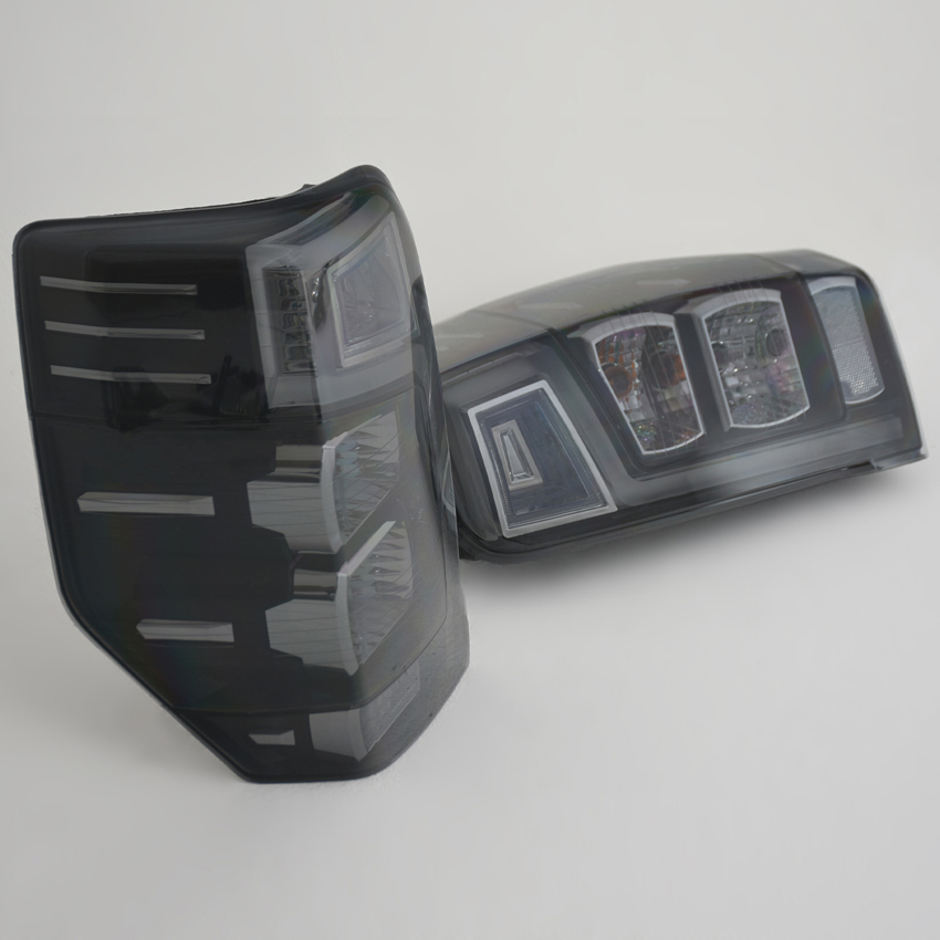 Mitsubishu L200 series 6 2019- Predator dynamic LED tail lights