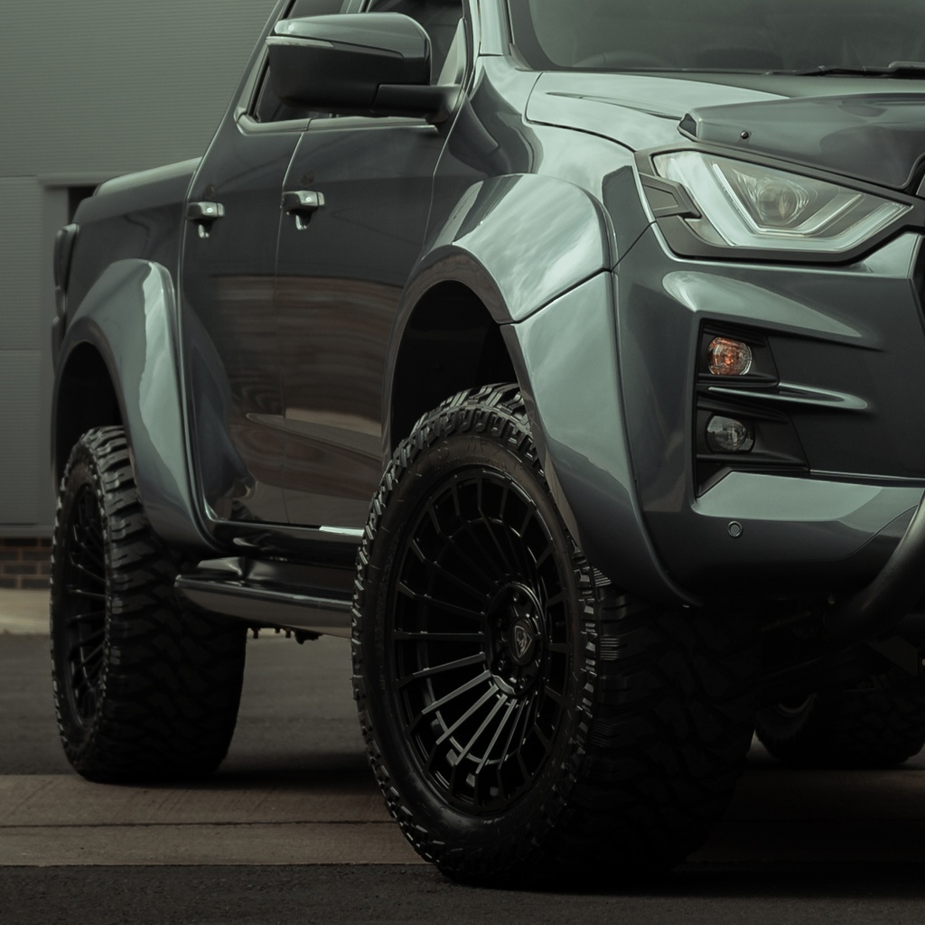 Isuzu D-Max 2021- Ultra wide wheel arch extensions