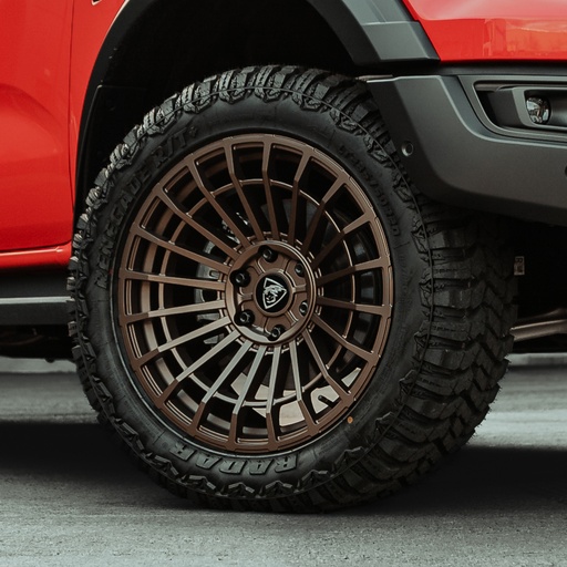 [4M-20X9.56X139ET16CB106.1/ICON/V2#] Toyota Hilux 20" Predator Iconic alloy wheel - bronze