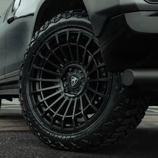 [4M-20X9.56X139ET16CB106.1/ICON#] Toyota Hilux 20" Predator Iconic alloy wheel - matte black