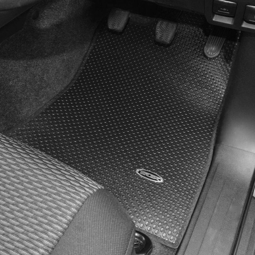 [4M-HILUX-16MATSAUTOMA#] New Hilux 2016- tailored floor mats - automatic transmission