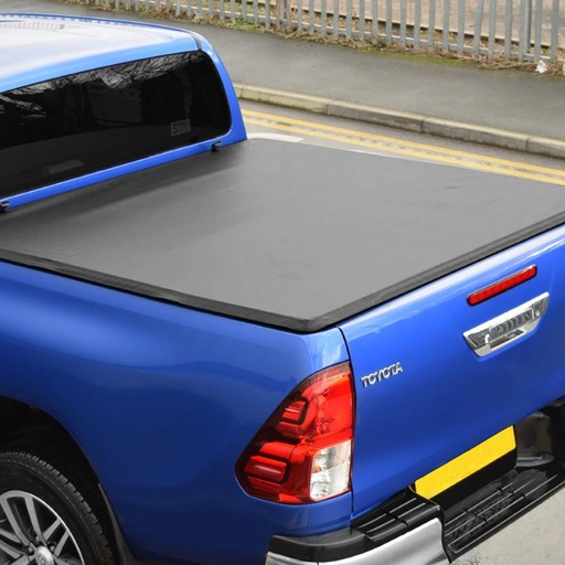 [4M-HILUX-21DBLTONNTRILR#] Toyota Hilux 2021- Soft Tri-folding tonneau cover (Models with ladder rack)