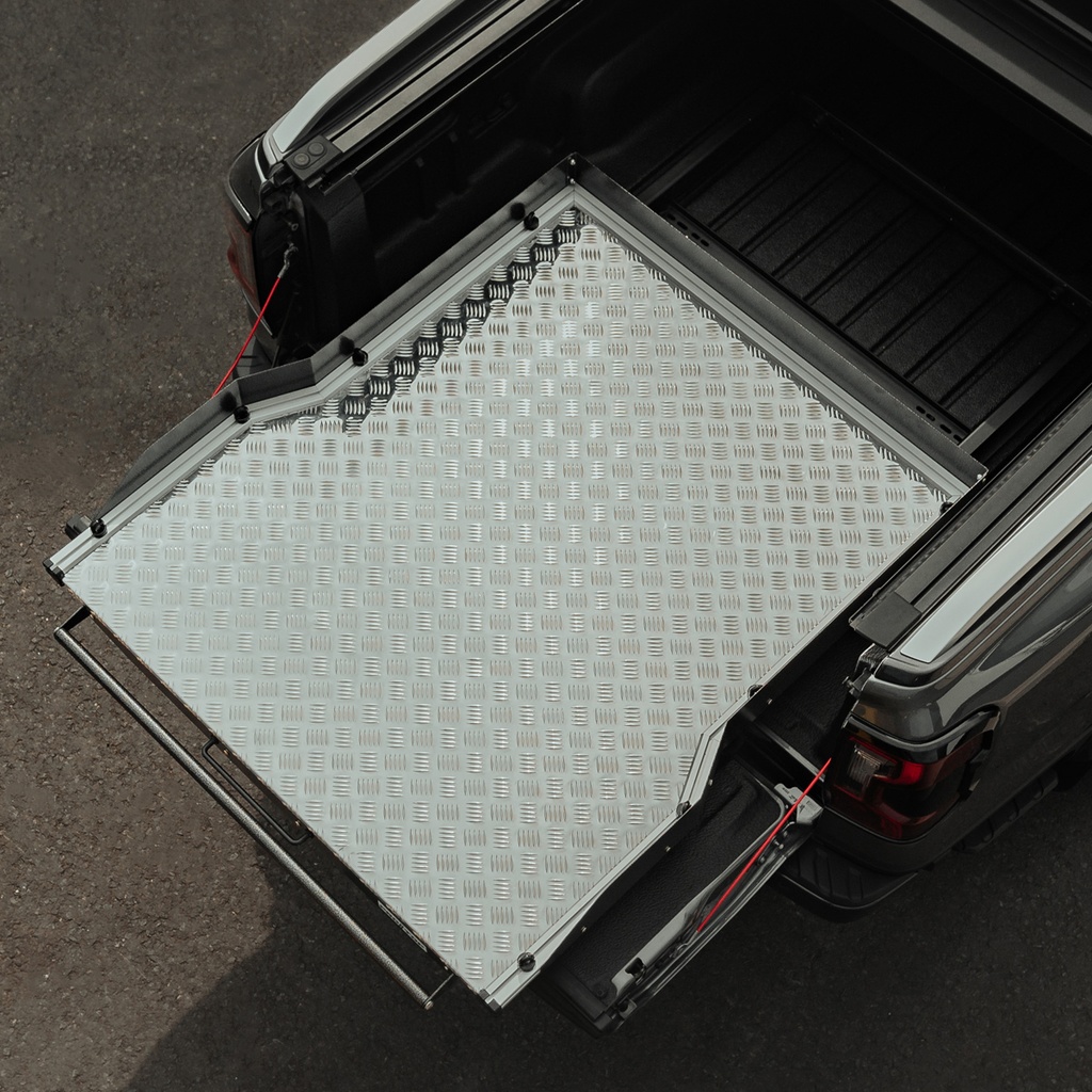 ProTop full-width load bed slide - alloy finish | 4 Motion