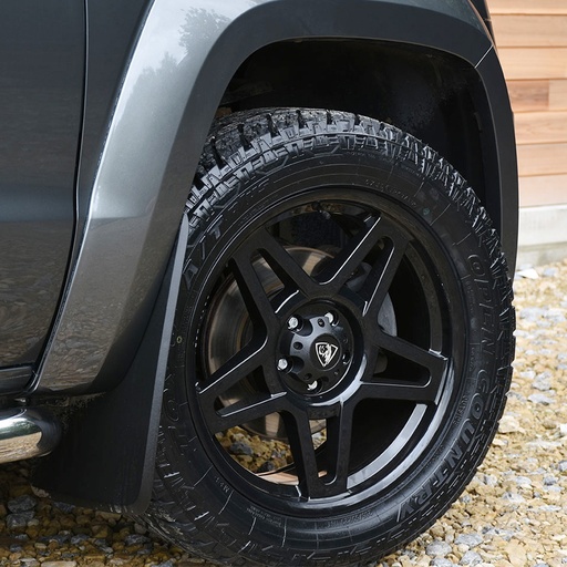 [4M-2095120ET35C72PREDFOXBLACKAMAROK#] VW Amarok 20X9 Predator Fox alloy wheel in lustrous black