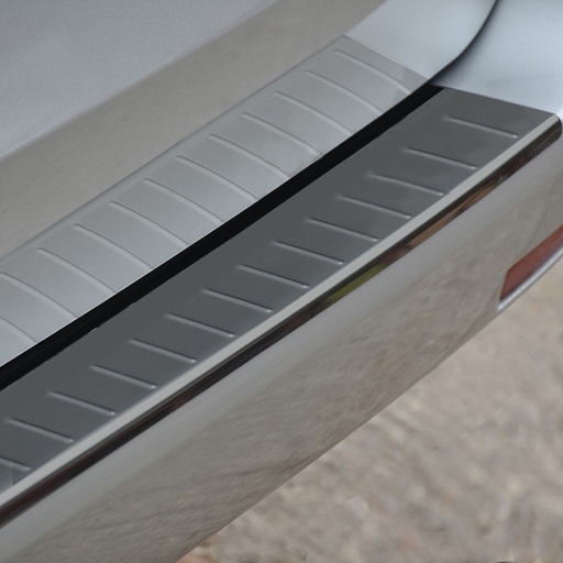 [4M-VWT5BLKRBC#] VW Transporter T5 Black chrome rear bumper guard