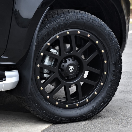 [4M- 1886X139.7DAKAR/ET20CB108DMAX21#] Isuzu D-Max 2021- 18X8 Predator Dakar alloy wheel matte black