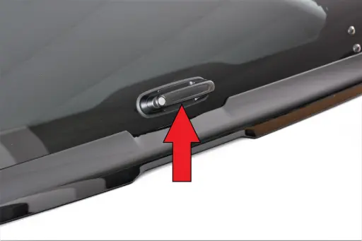 [4M-SP046093] Aeroklas rear door handle and keys